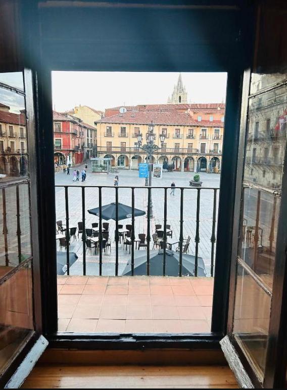 Arquitecto De La Vida- Plaza Mayor Leão Exterior foto